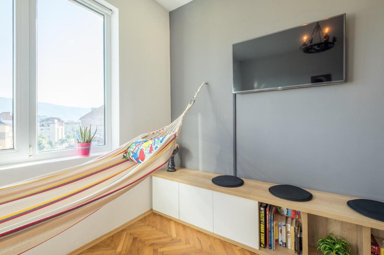 Artistic & Spacious 2Bd Central Apt By Flat Mаnager 소피아 외부 사진